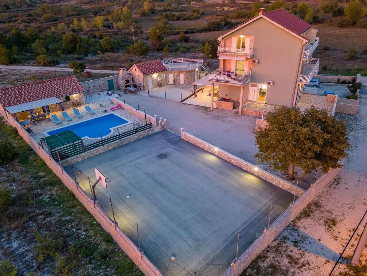 Villa Fenix Zadarvillas Donje Biljane Croatia