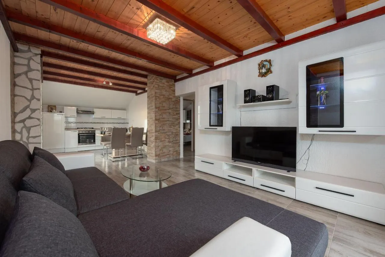 Villa Fenix Zadarvillas Donje Biljane Croatia